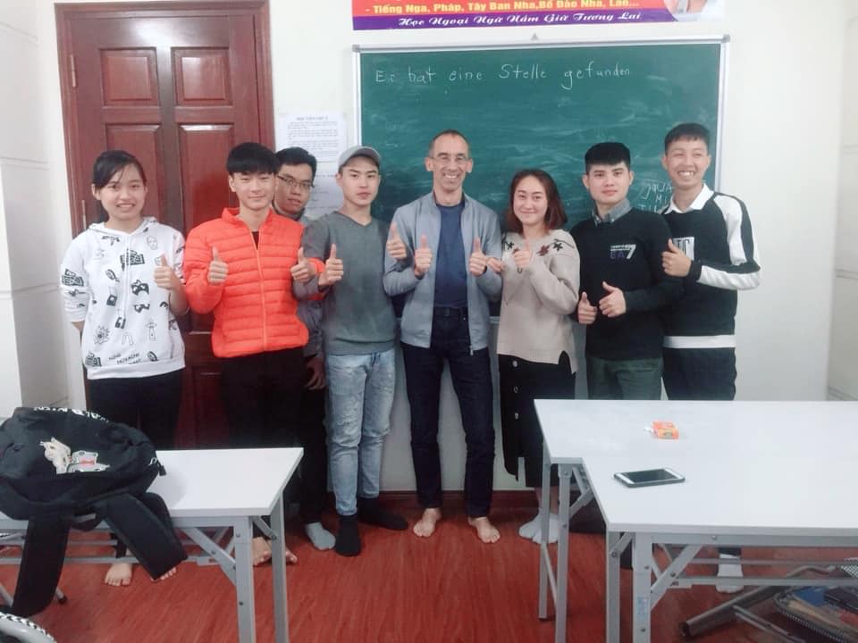 Học tiếng Đức tại Hà Nội (210x360) Học tiếng Đức tại Hà Nội