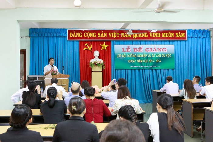 Đào tạo và cấp chứng chỉ nghiệp vụ tư vấn du học (210x360) Đào tạo và cấp chứng chỉ nghiệp vụ tư vấn du học