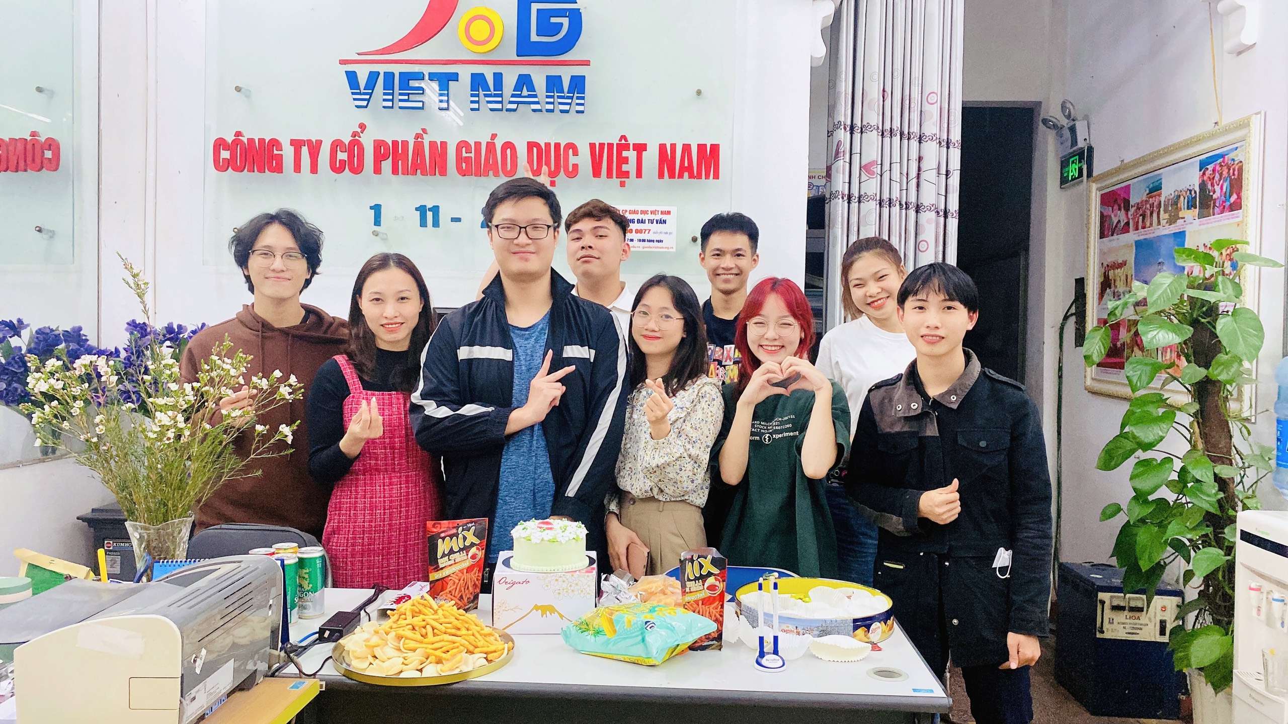 Địa chỉ dạy tiếng Đức uy tín tại Hà Nội (210x360) Địa chỉ dạy tiếng Đức uy tín tại Hà Nội